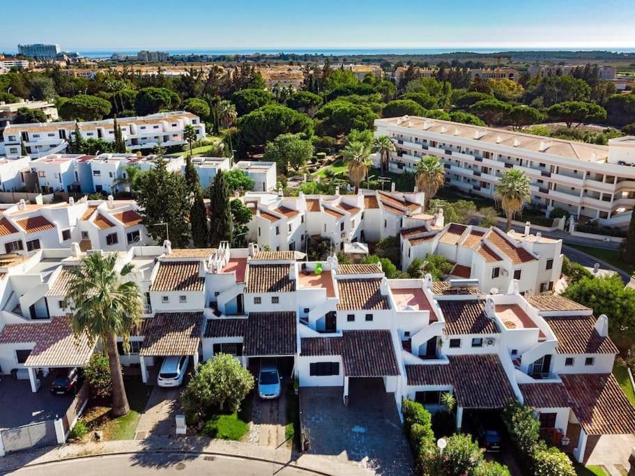 Vilamoura Family House Esterno foto